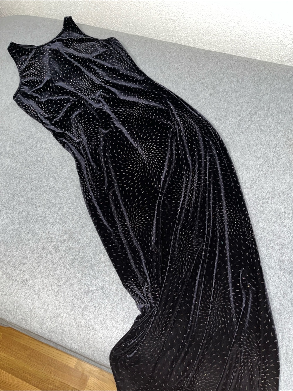Black Velvet Evening Gown Dress Medium Event Prom Sparkle Formal Crisscross Back